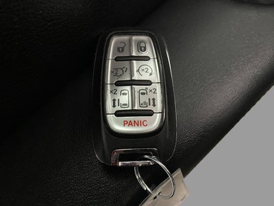 2025 Chrysler Pacifica Limited FWD