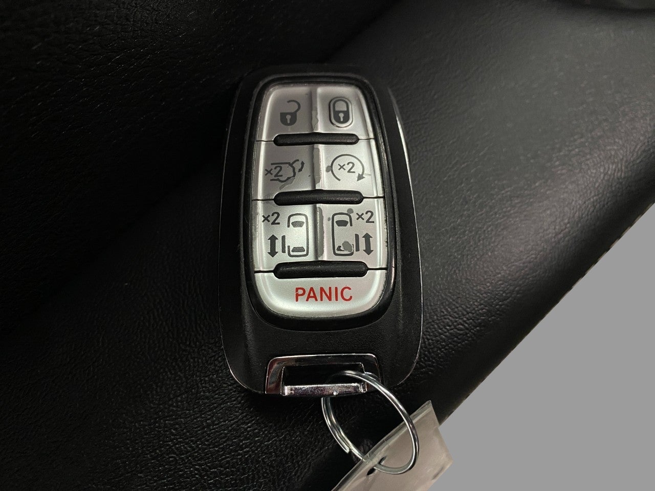 2025 Chrysler Pacifica Limited FWD