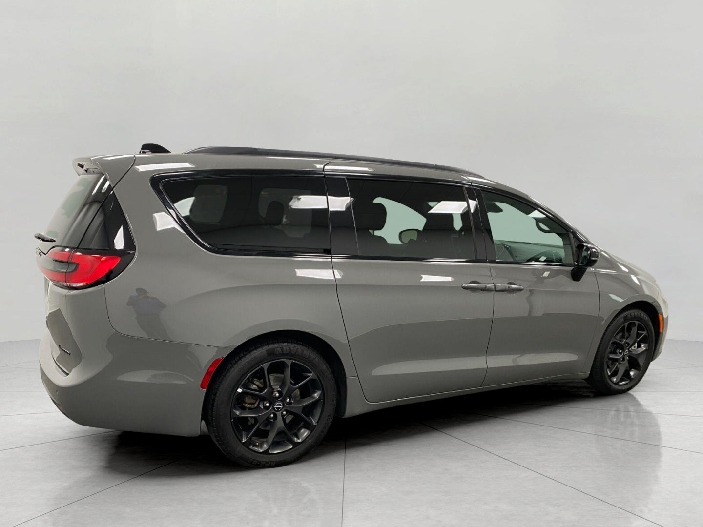 2025 Chrysler Pacifica Limited FWD