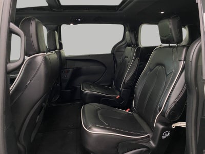 2025 Chrysler Pacifica Limited FWD