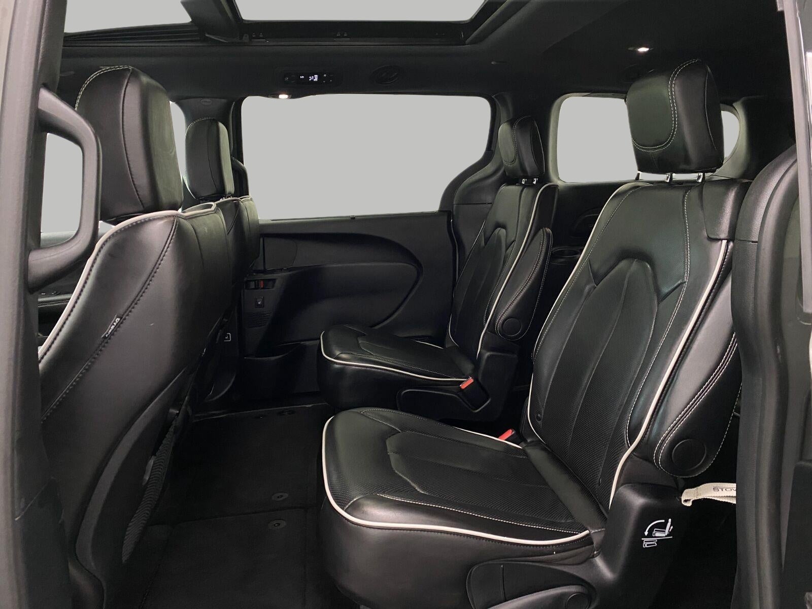 2025 Chrysler Pacifica Limited FWD