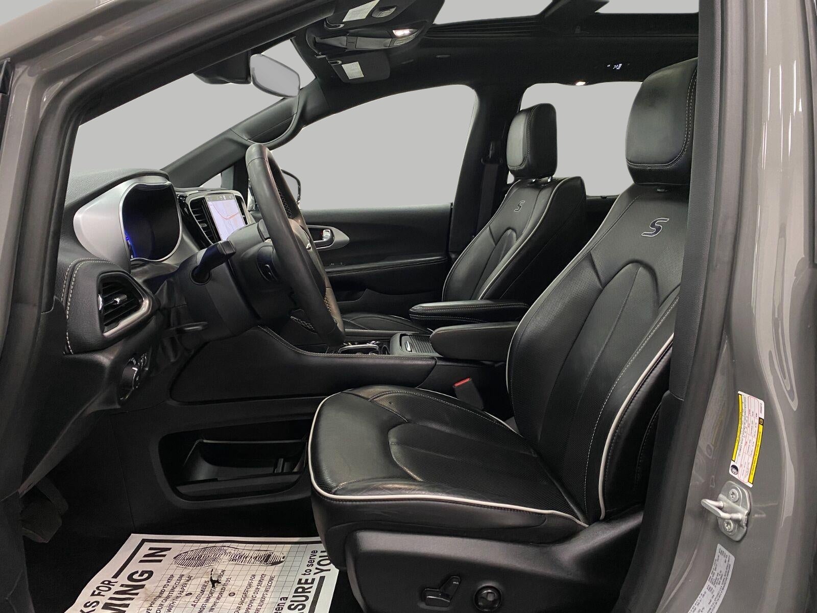 2025 Chrysler Pacifica Limited FWD
