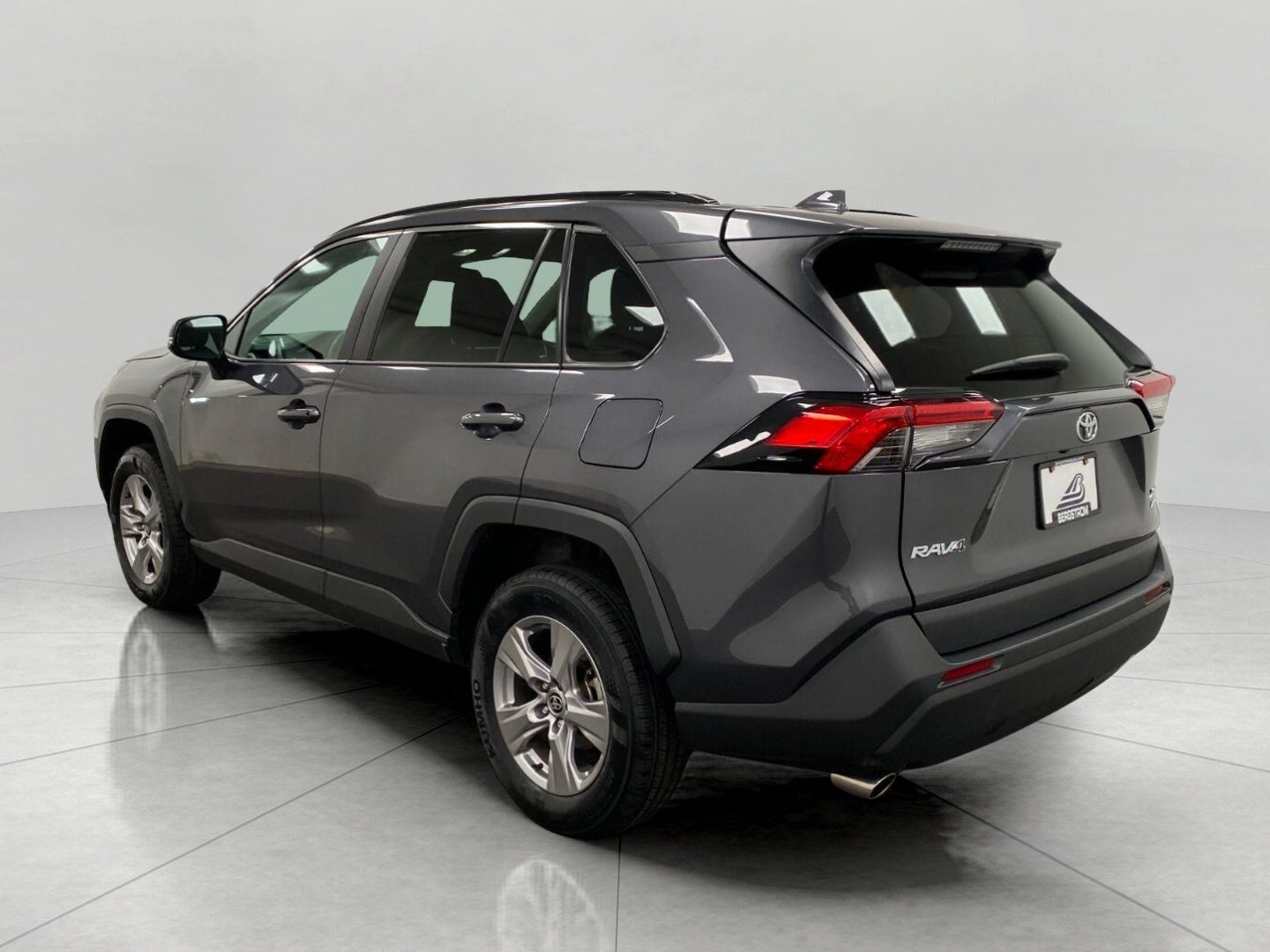 2025 Toyota RAV4 XLE AWD