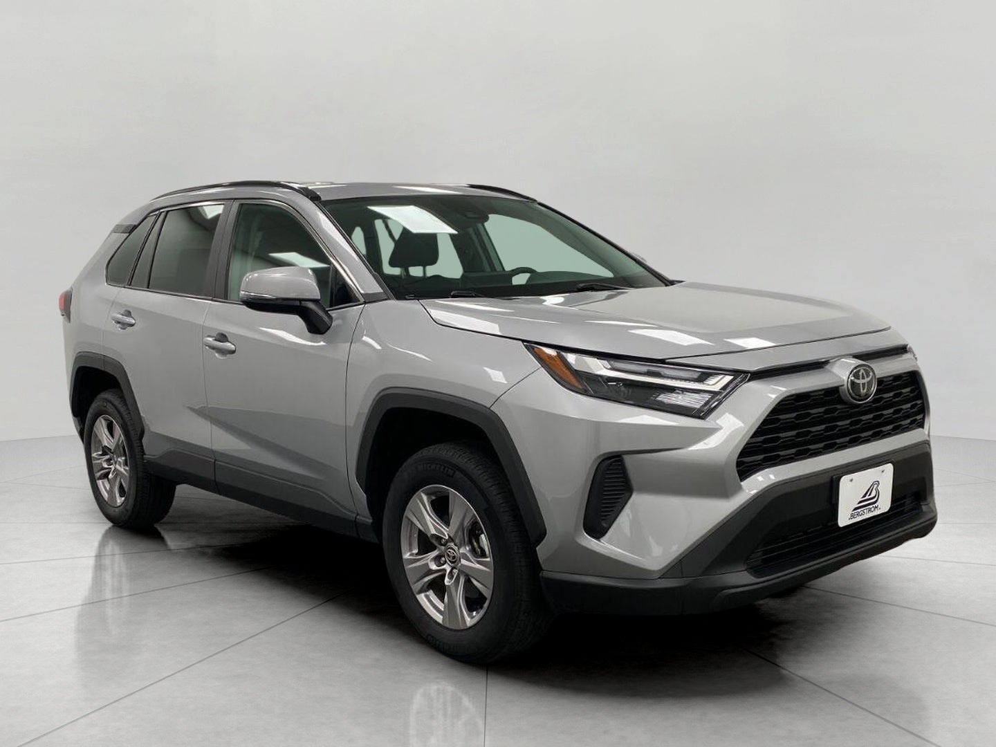 2025 Toyota RAV4 XLE AWD