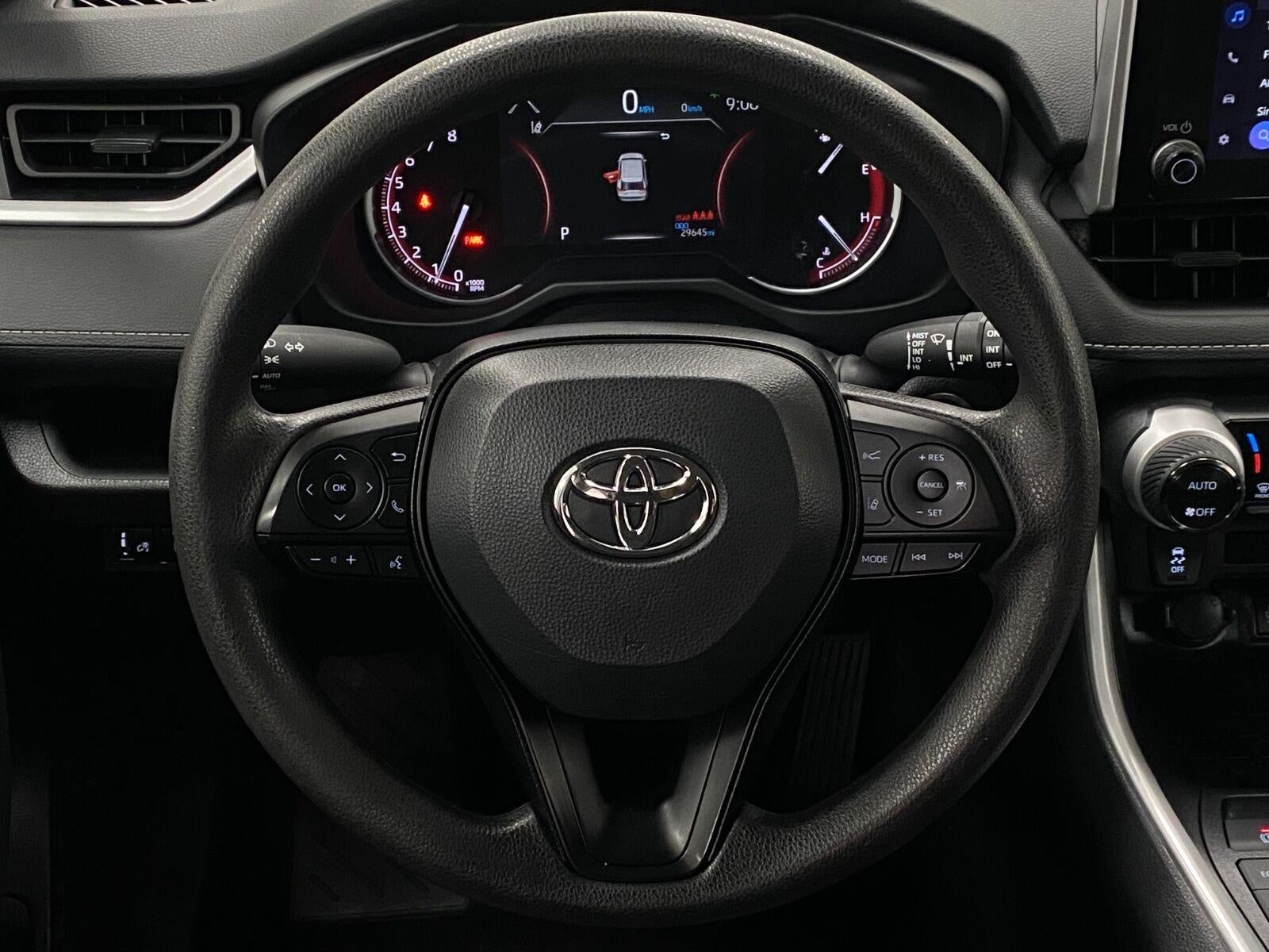 2025 Toyota RAV4 XLE AWD