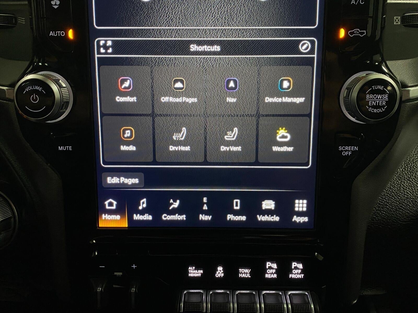 2022 RAM 2500 Laramie 4x4 Crew Cab 6'4 Box