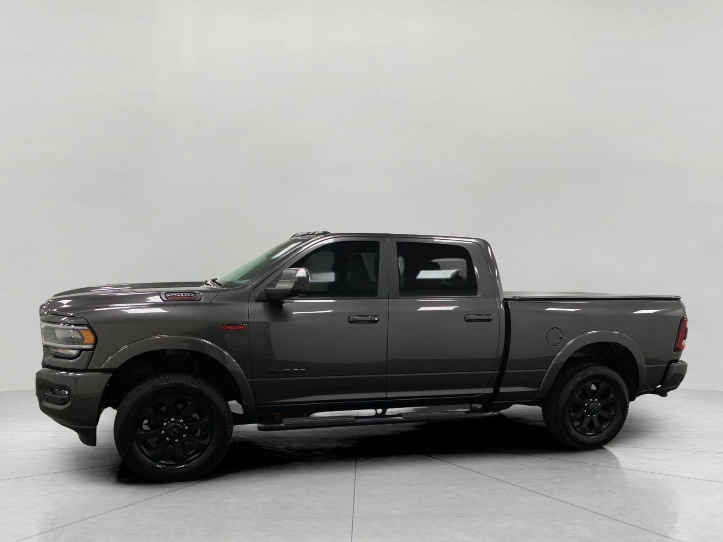 2022 RAM 2500 Laramie 4x4 Crew Cab 6'4 Box