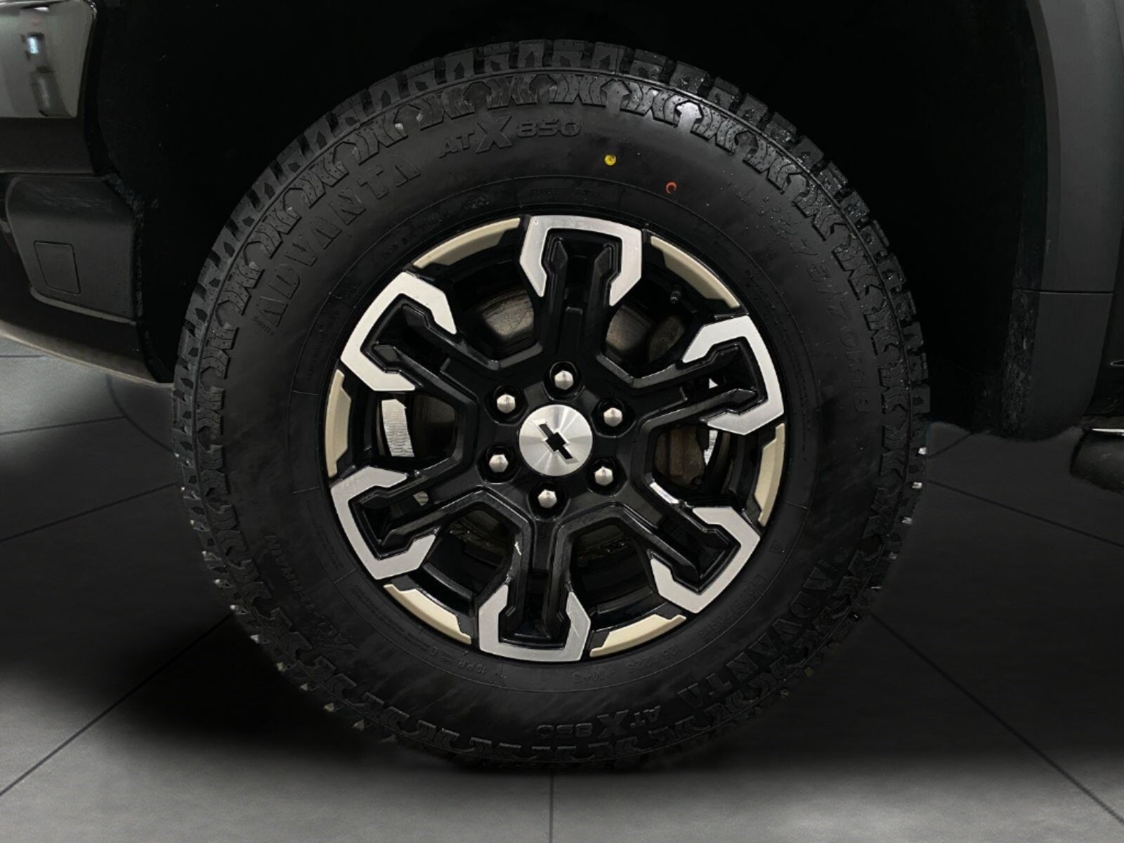 2022 Chevrolet Silverado 1500 4WD Crew Cab 147 ZR2