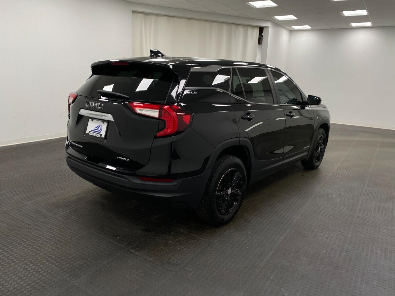 2022 GMC Terrain AWD 4dr SLE