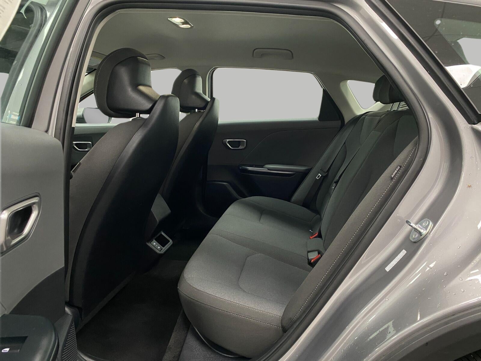 2025 Kia K4 LXS FWD