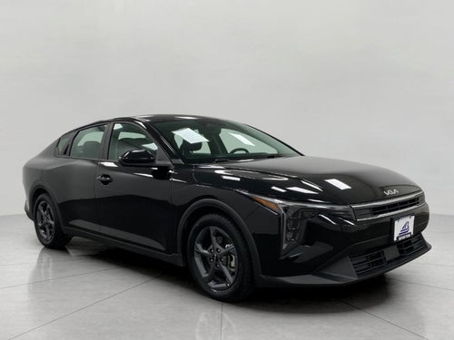 2025 Kia K4 LXS FWD