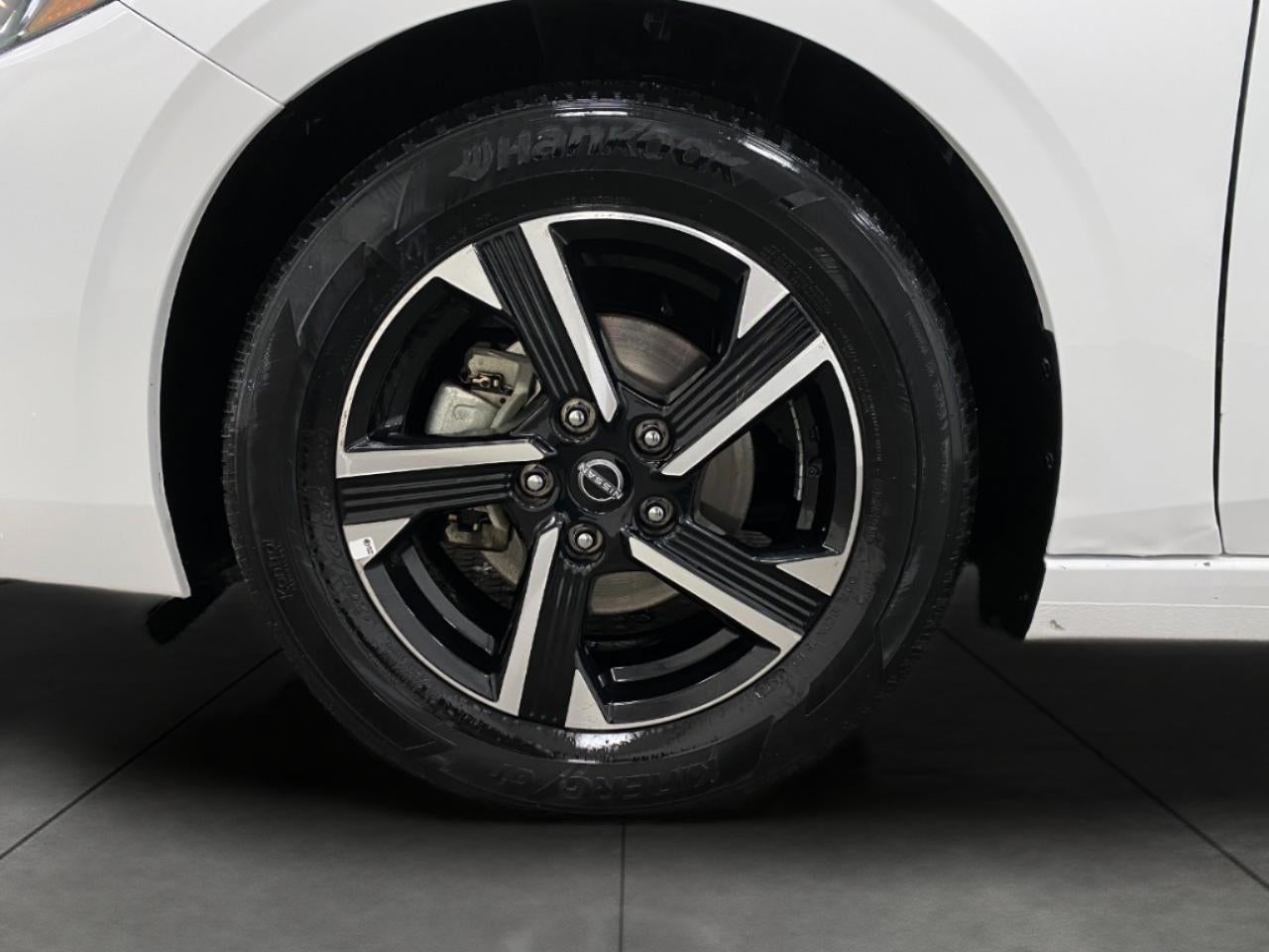 2025 Nissan Sentra SV CVT