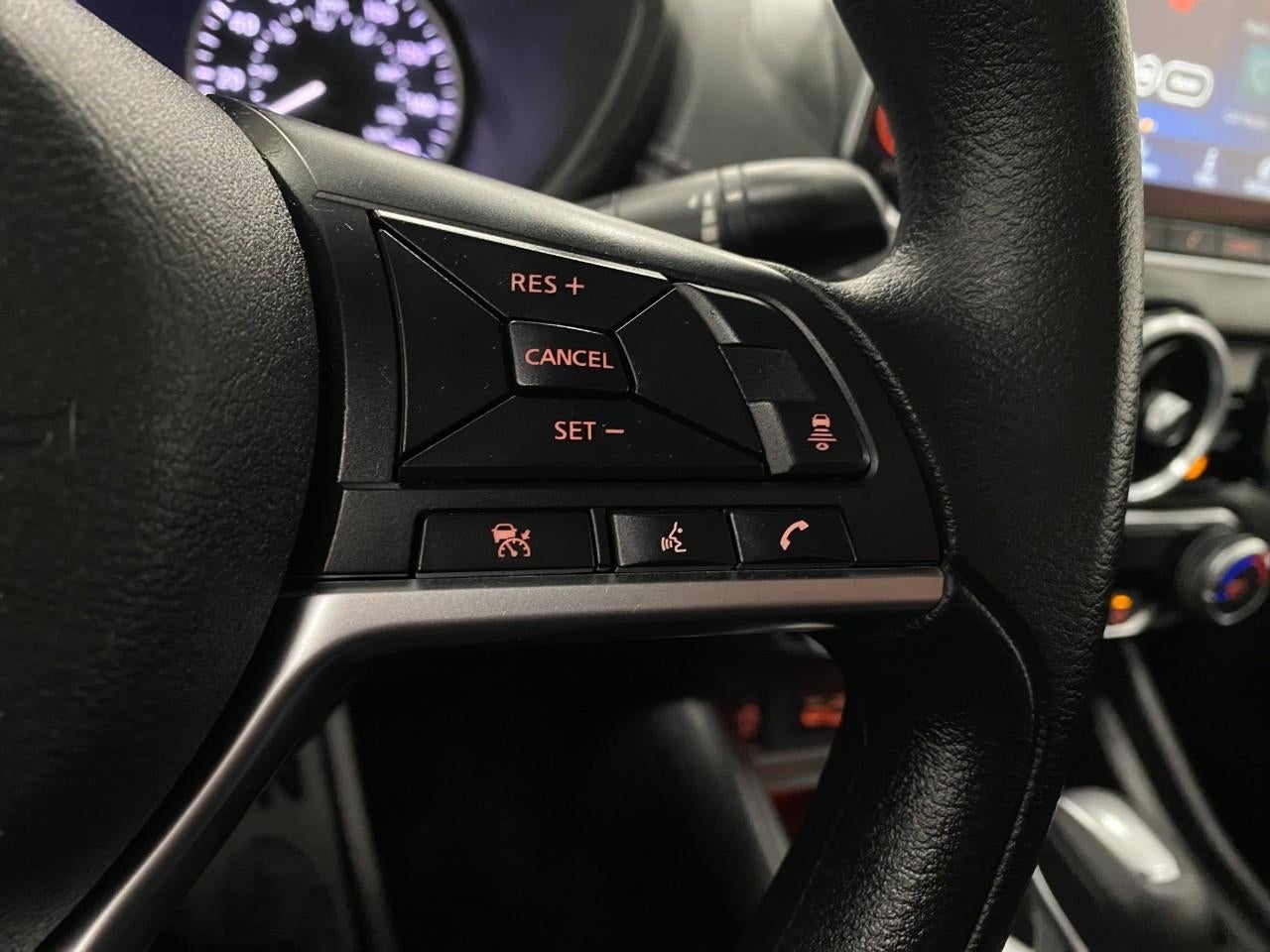 2025 Nissan Sentra SV CVT