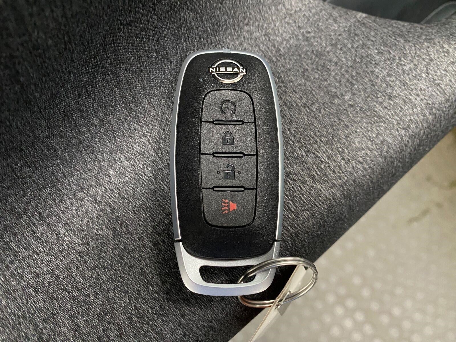 2027 Nissan Kicks SV
