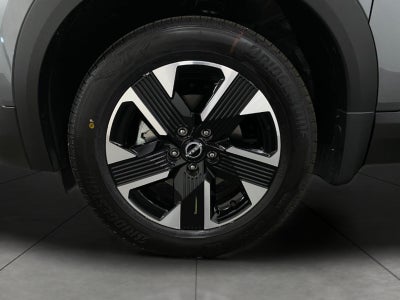 2027 Nissan Kicks SV AWD
