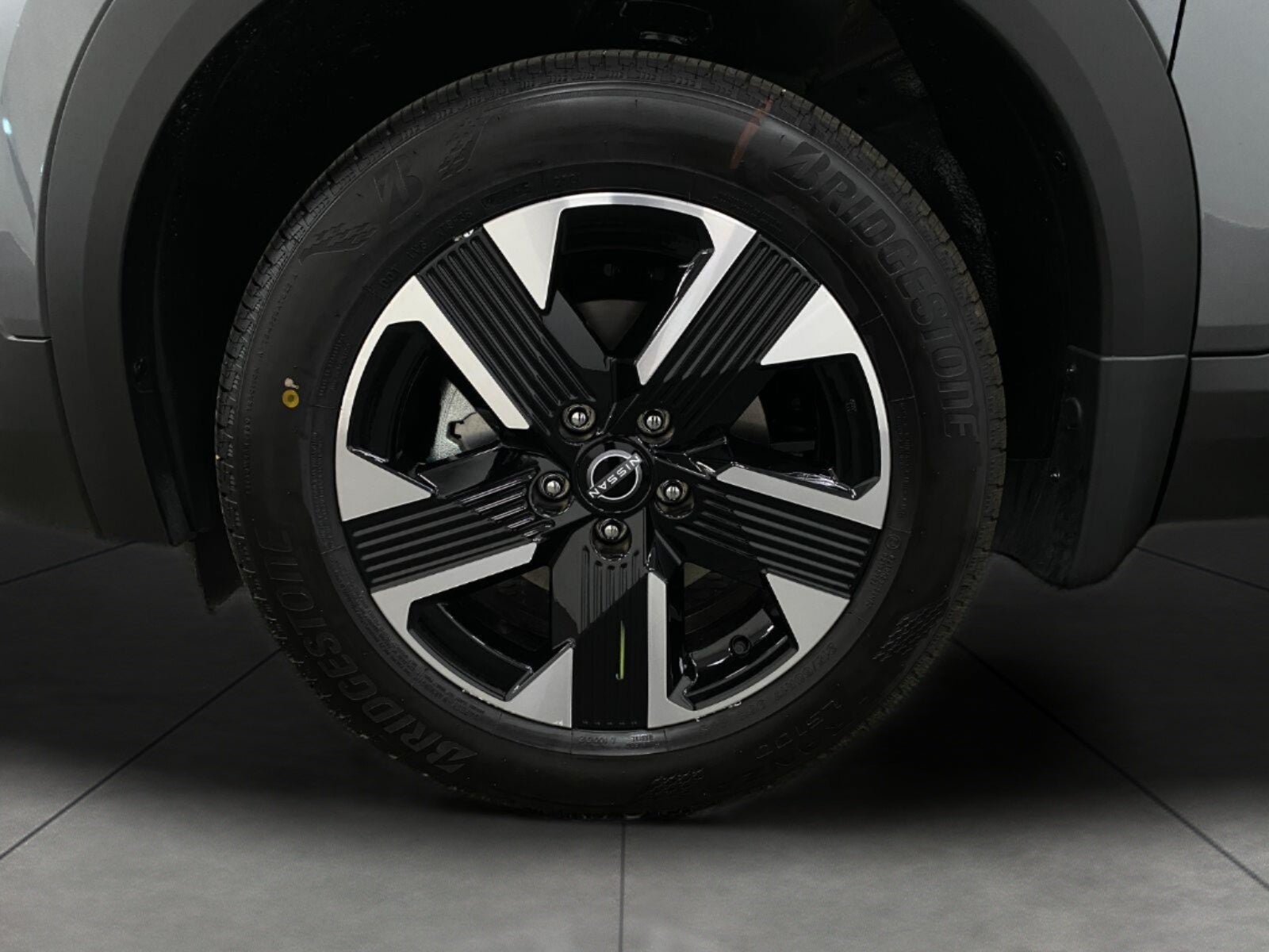 2027 Nissan Kicks SV AWD