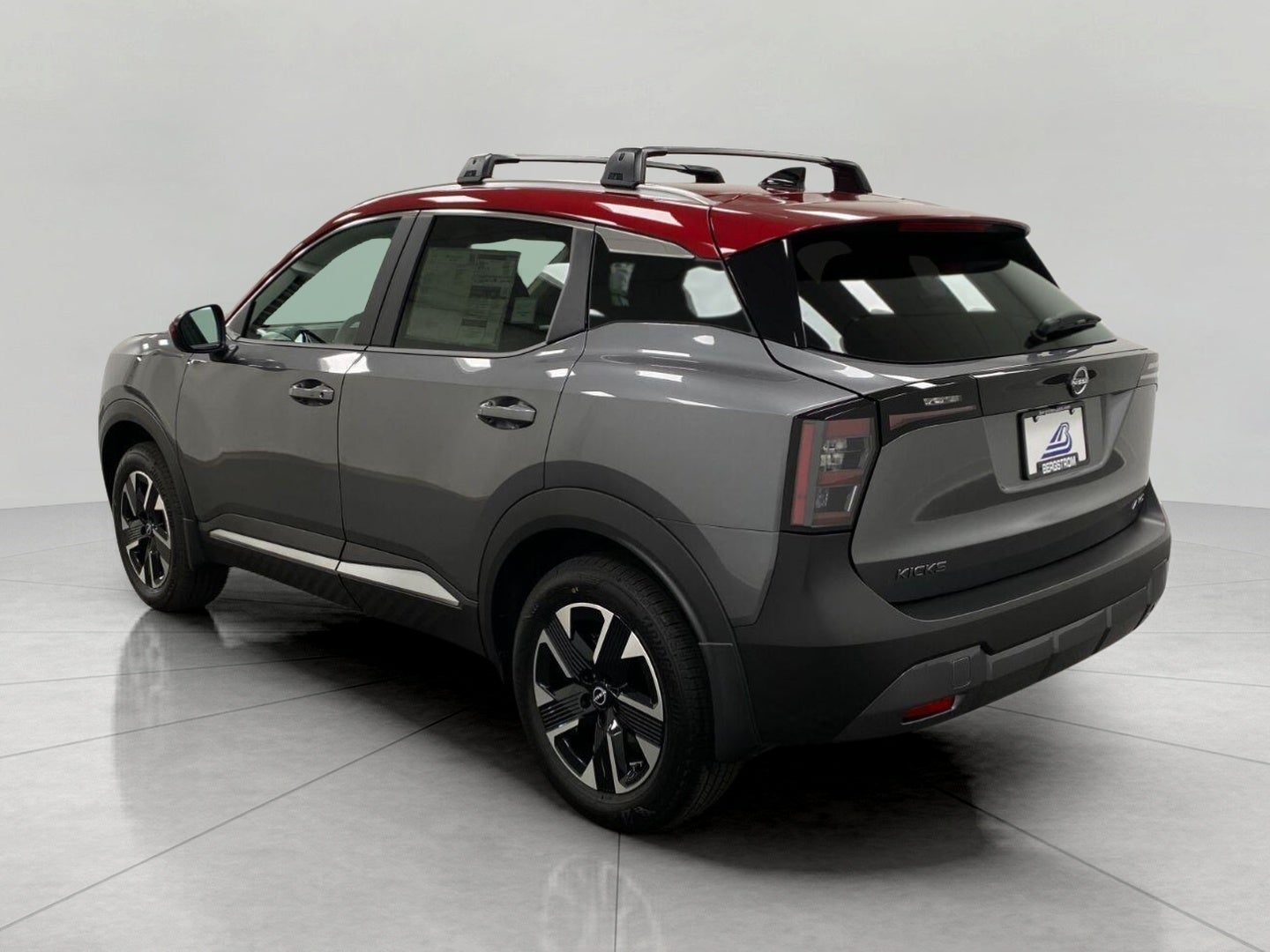 2027 Nissan Kicks SV AWD