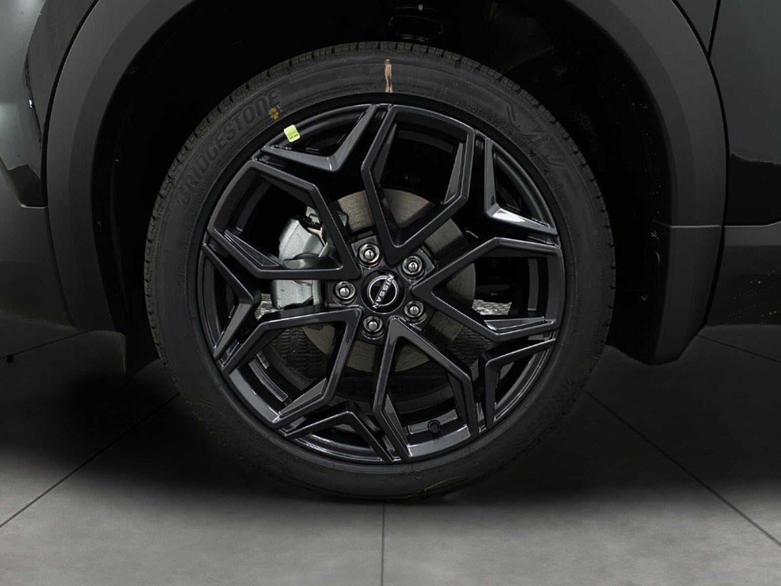 2027 Nissan Kicks SR