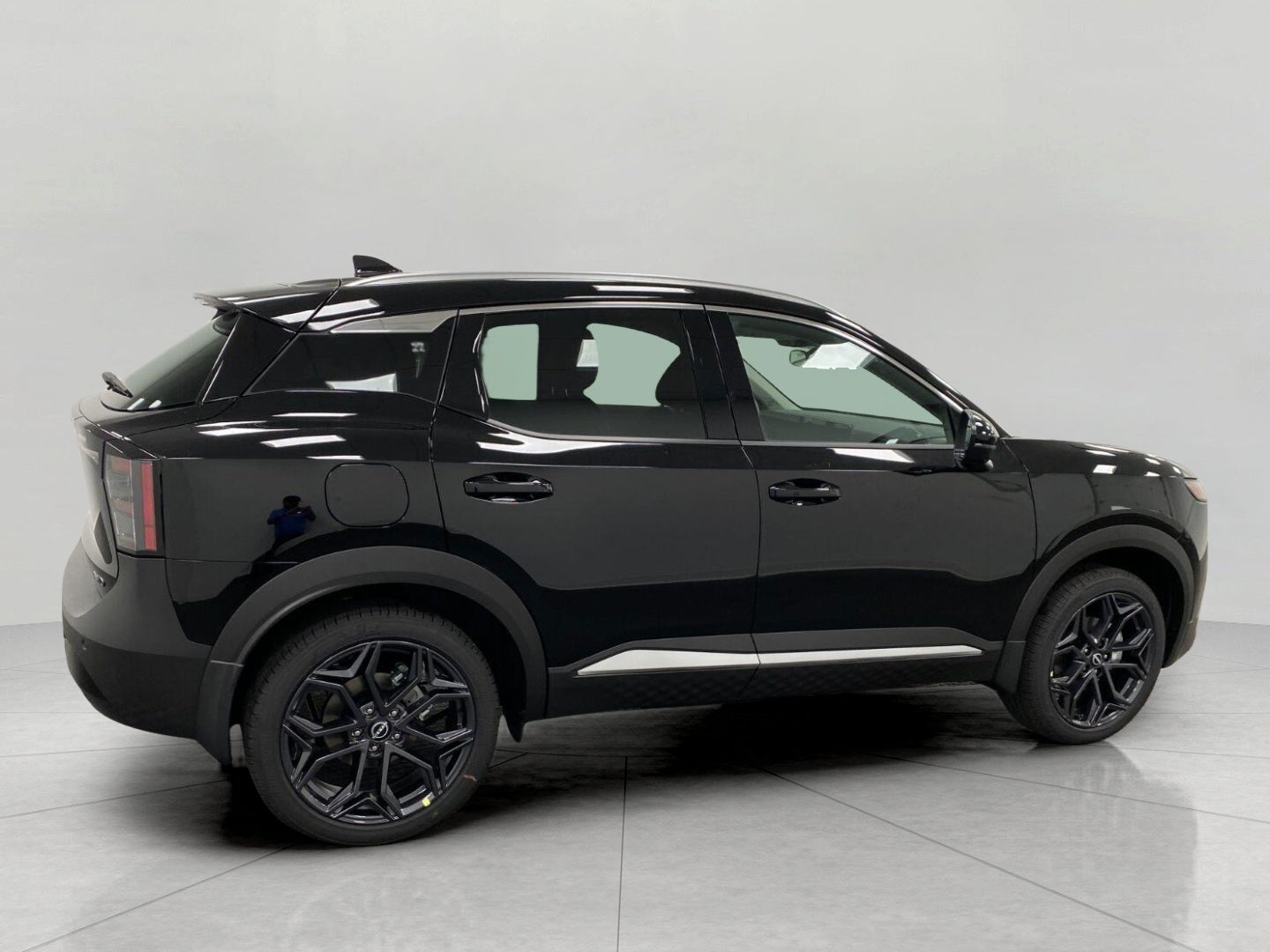2027 Nissan Kicks SR