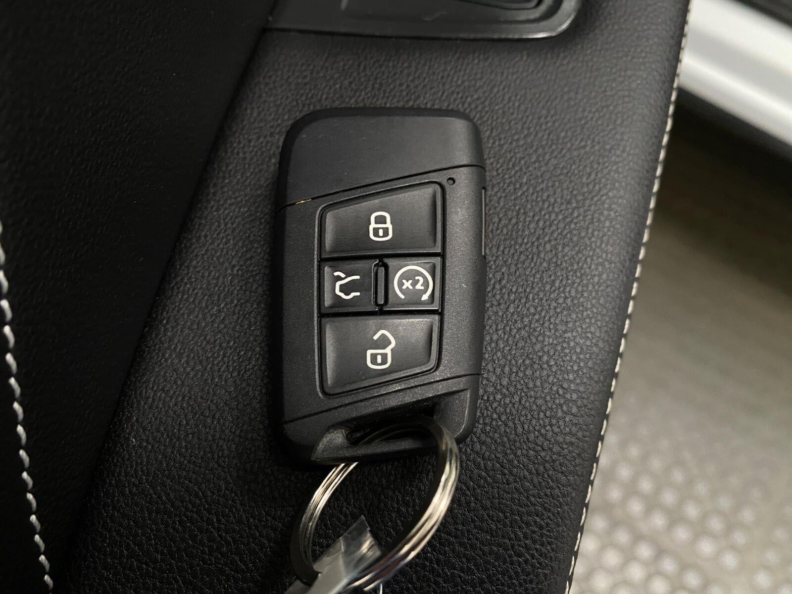 2023 Volkswagen Tiguan 2.0T SE 4MOTION