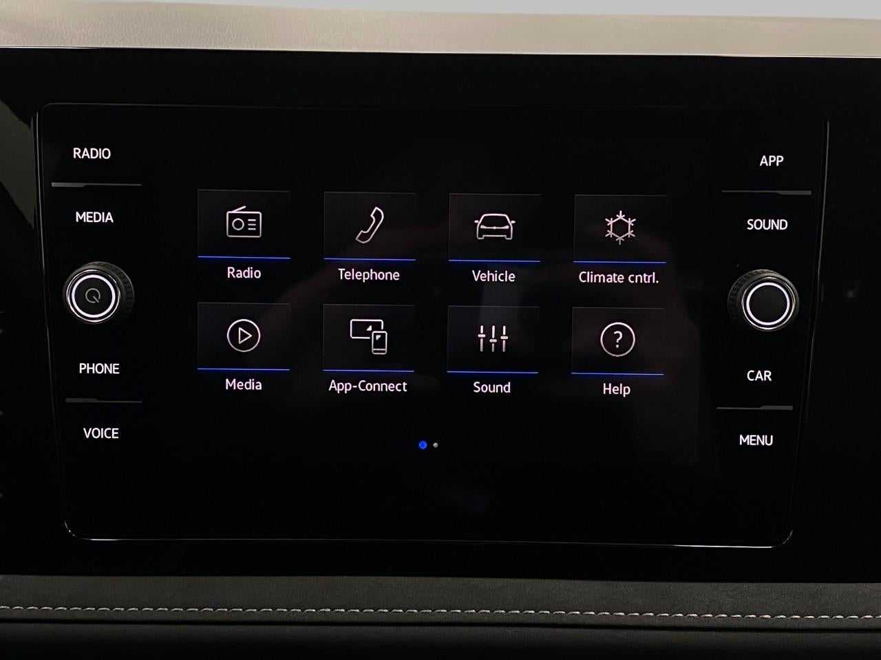 2025 Volkswagen Taos SE Black 4MOTION