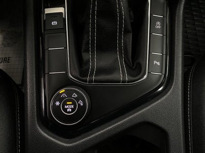 2025 Volkswagen Taos SE Black 4MOTION