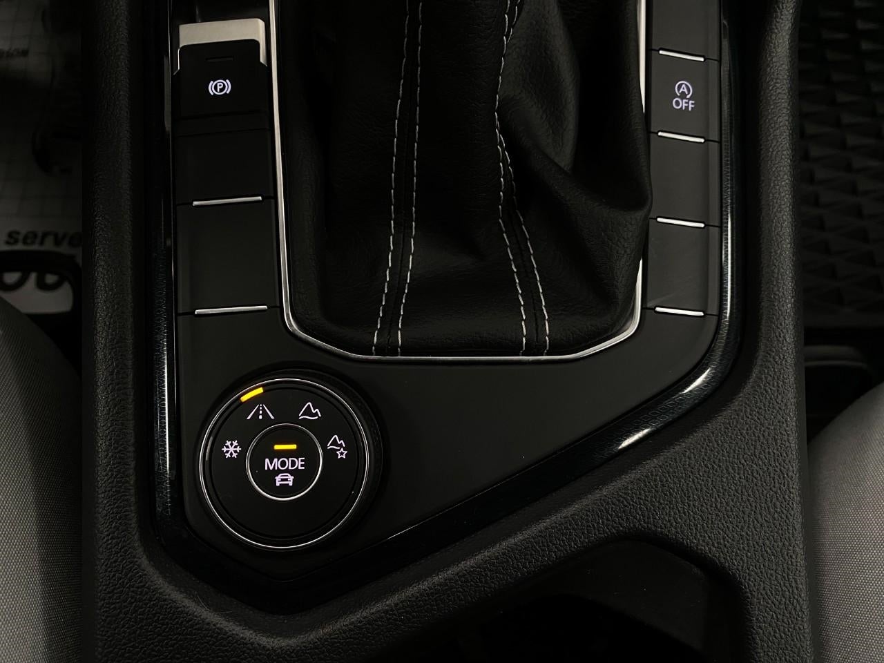 2025 Volkswagen Taos S 4MOTION