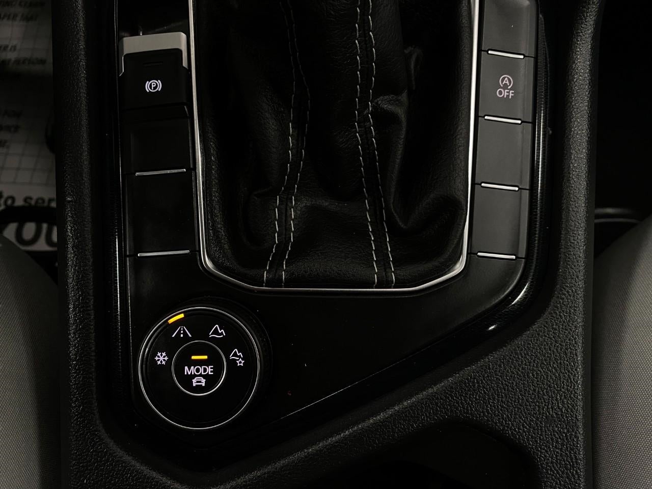 2025 Volkswagen Taos S 4MOTION