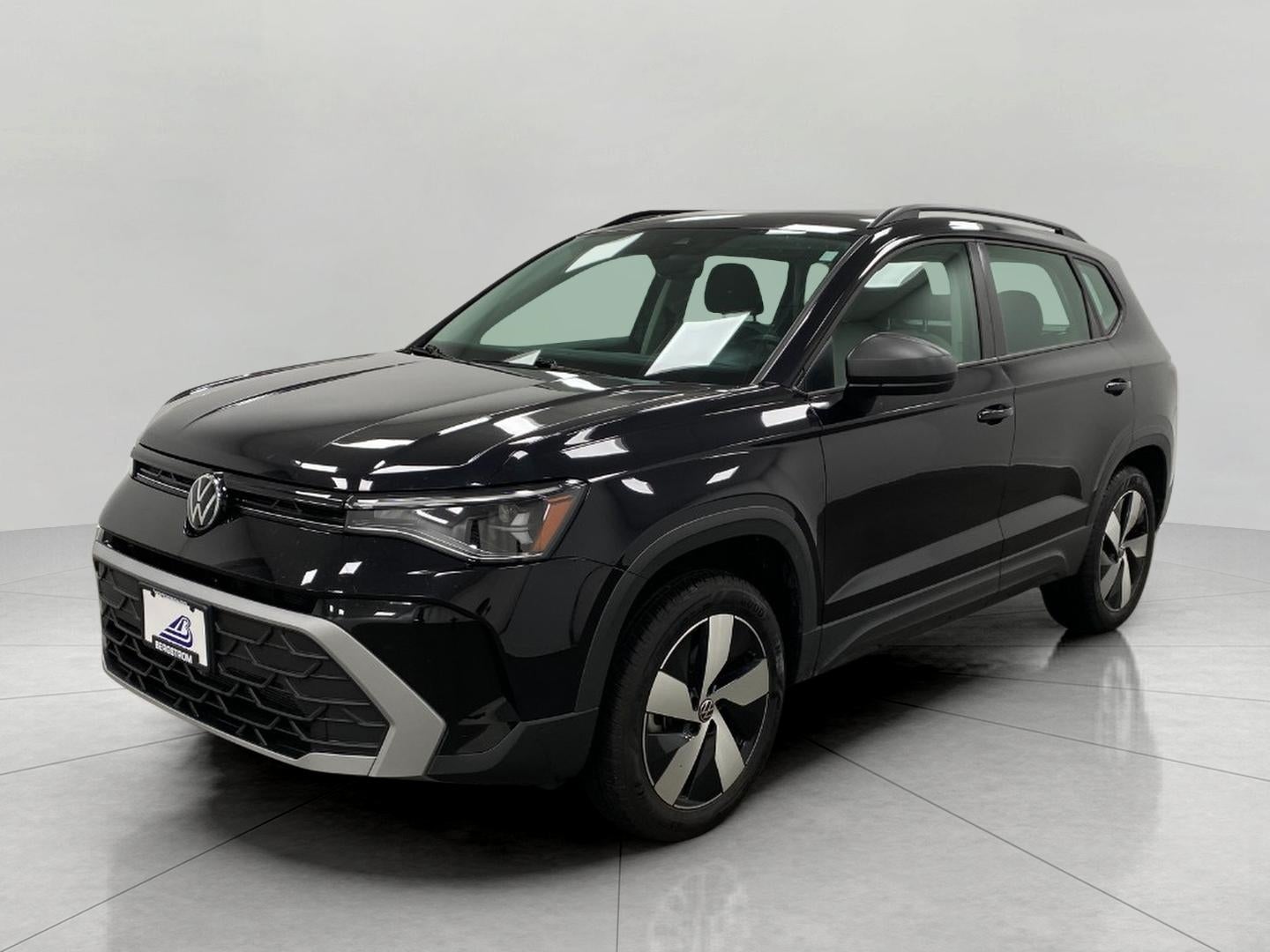 2025 Volkswagen Taos S 4MOTION