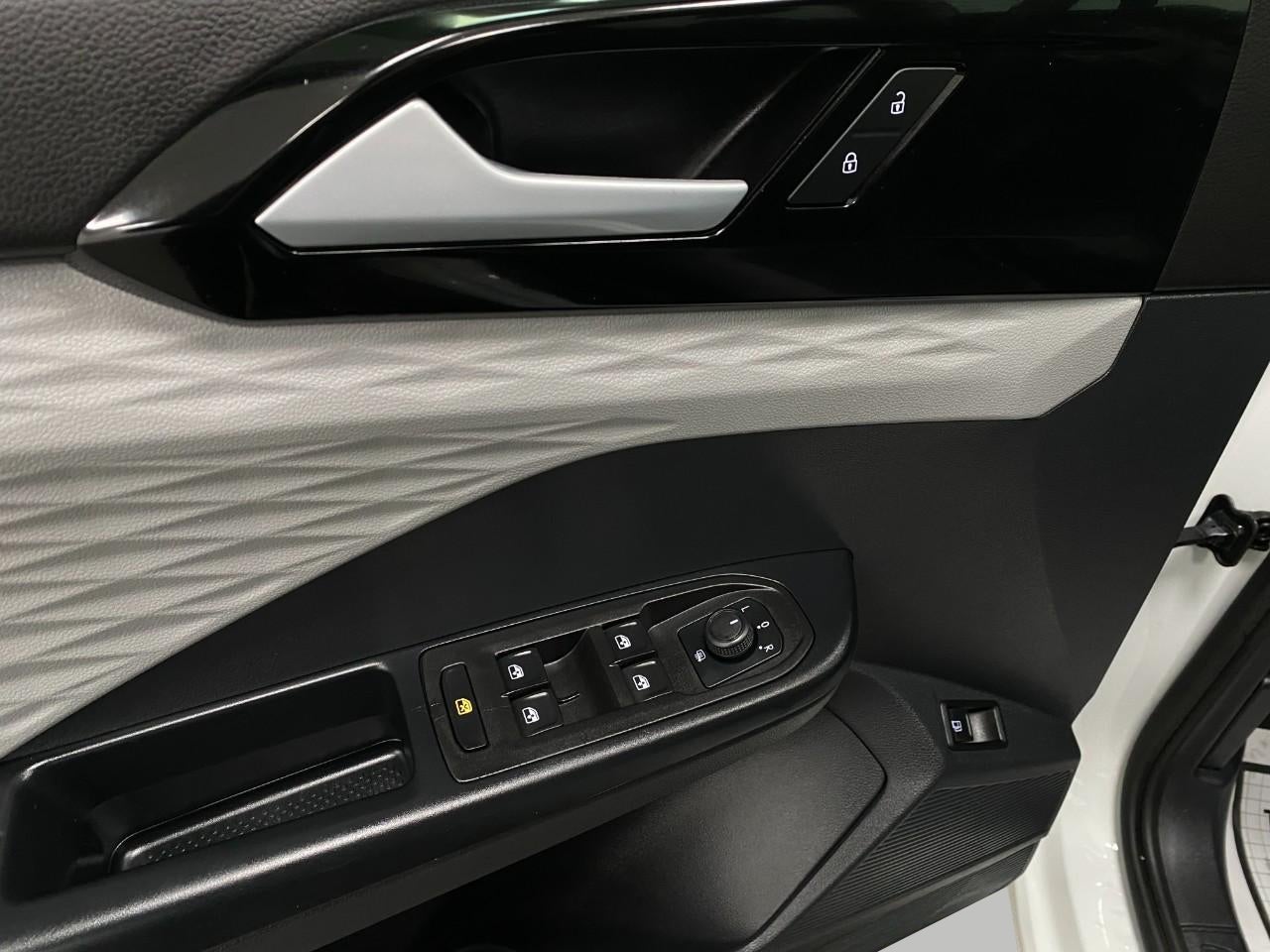 2024 Volkswagen Taos S 4MOTION