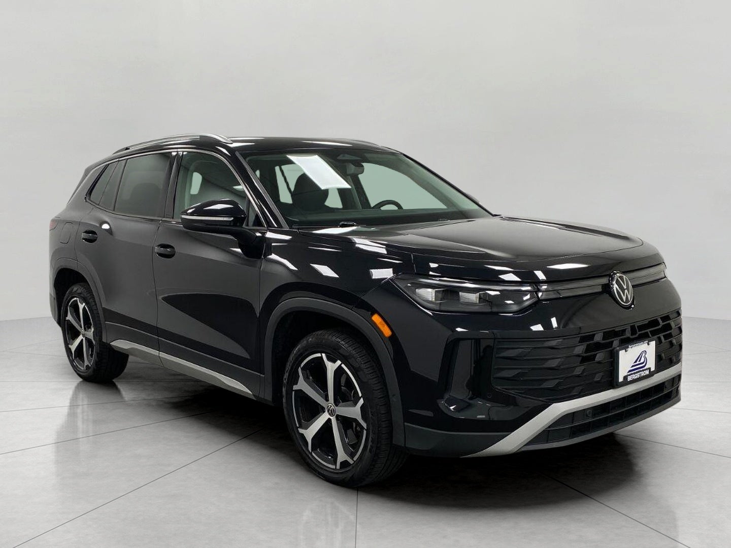 2026 Volkswagen Tiguan SE 4MOTION