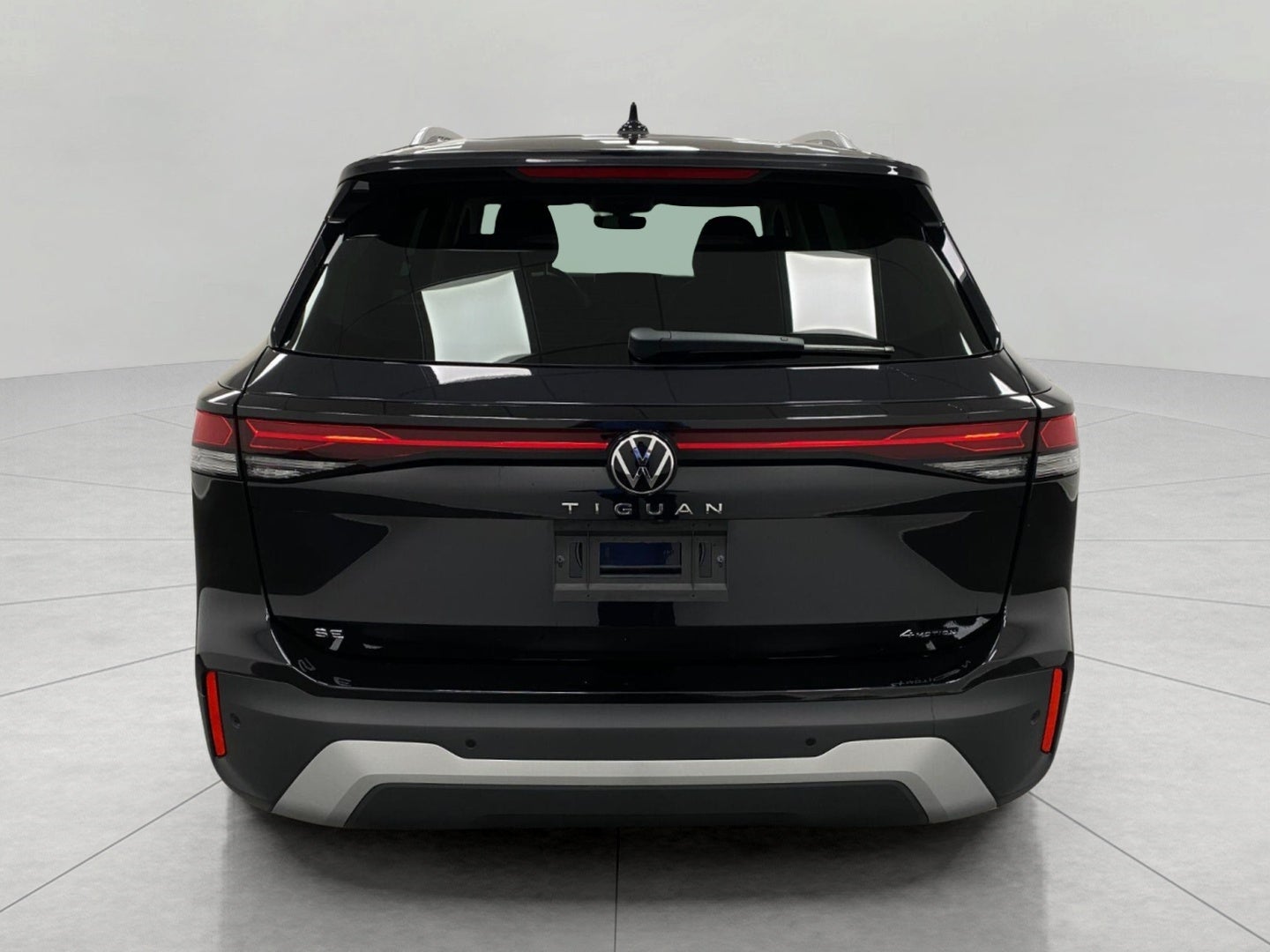 2026 Volkswagen Tiguan SE 4MOTION