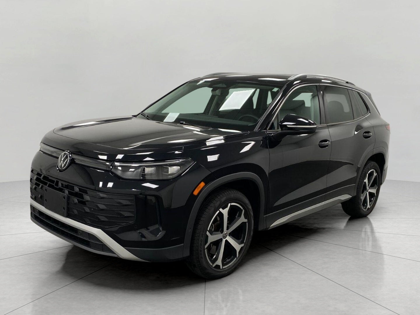 2026 Volkswagen Tiguan SE 4MOTION