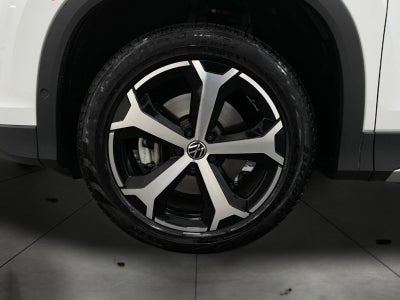 2026 Volkswagen Tiguan SE 4MOTION