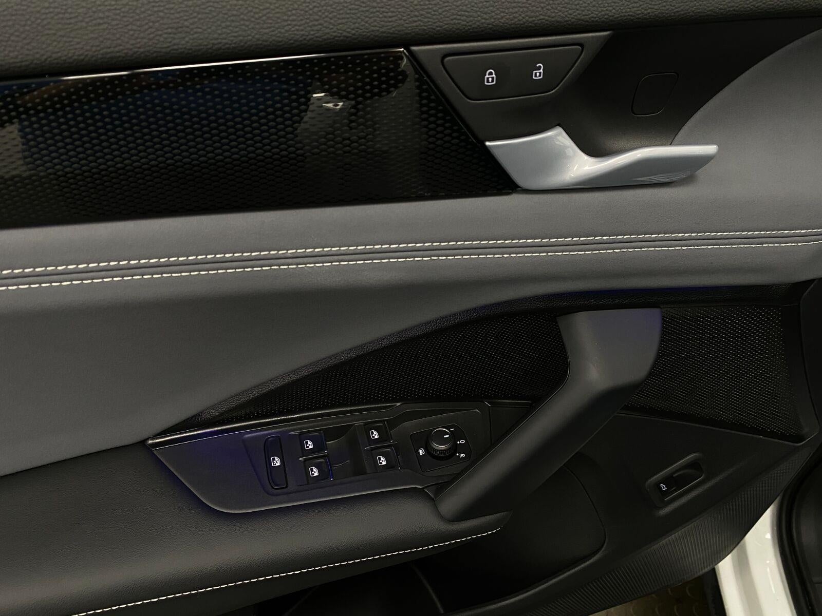 2026 Volkswagen Tiguan SE 4MOTION