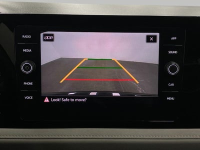 2025 Volkswagen Taos SE 4MOTION