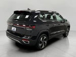 2025 Volkswagen Taos SE 4MOTION