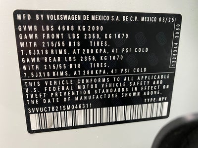 2025 Volkswagen Taos SE 4MOTION
