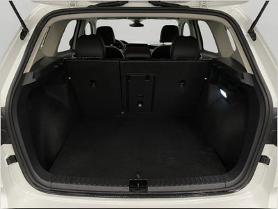 2025 Volkswagen Taos SE 4MOTION