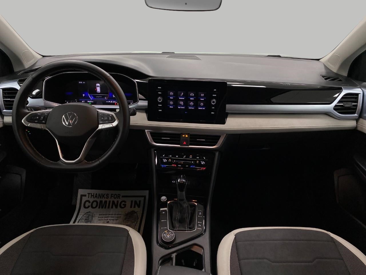 2025 Volkswagen Taos SE 4MOTION