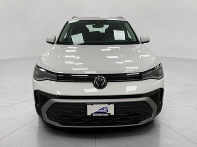 2025 Volkswagen Taos SE 4MOTION