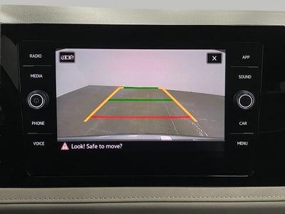 2025 Volkswagen Taos SE 4MOTION