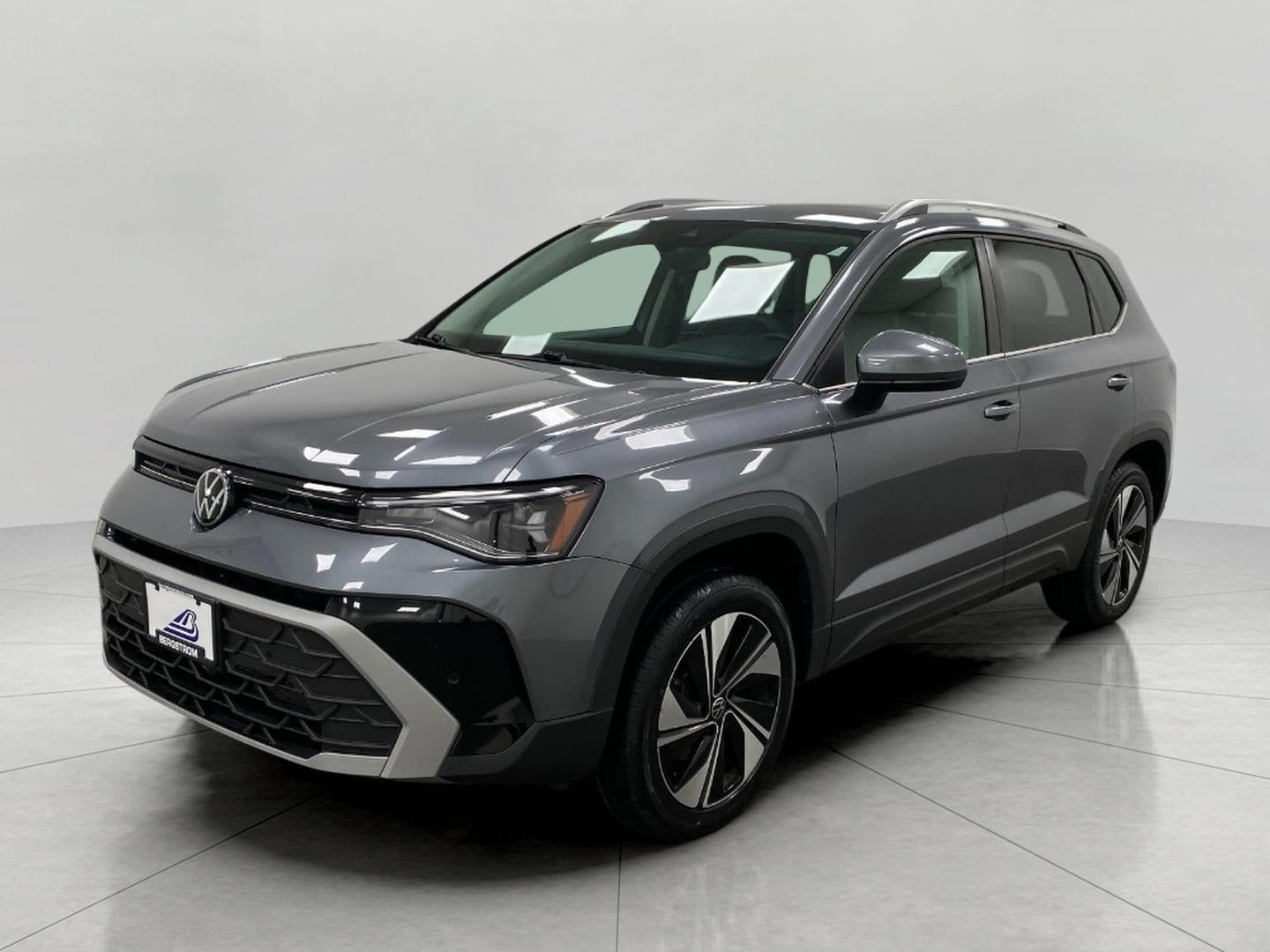 2025 Volkswagen Taos SE 4MOTION