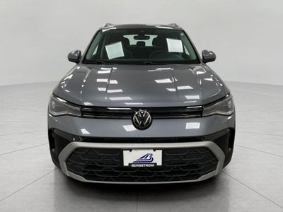 2025 Volkswagen Taos SE 4MOTION