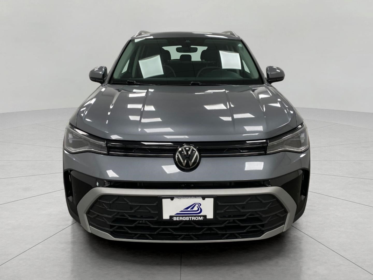 2025 Volkswagen Taos SE 4MOTION