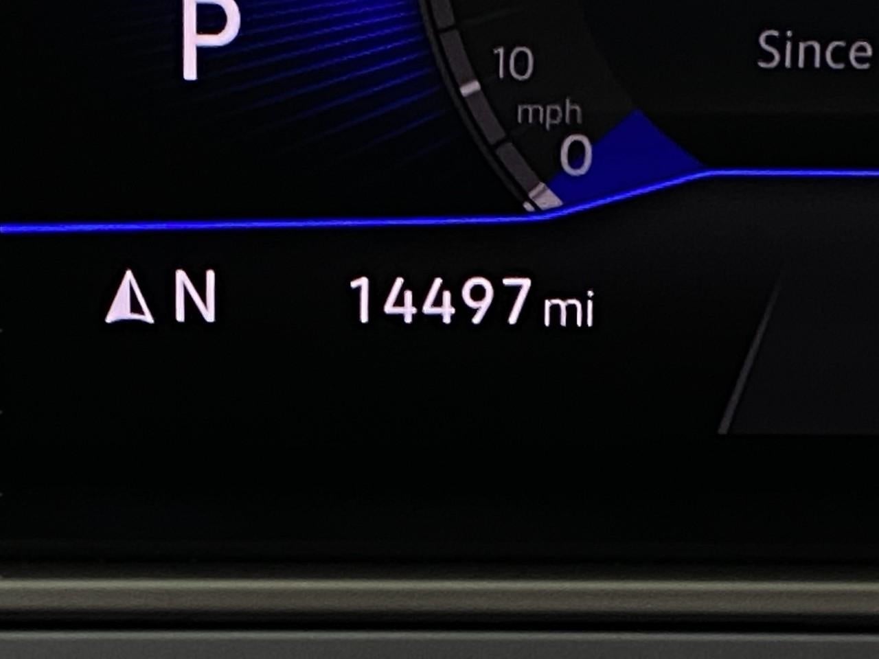 2025 Volkswagen Taos SE 4MOTION