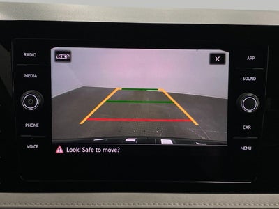 2025 Volkswagen Taos SE 4MOTION