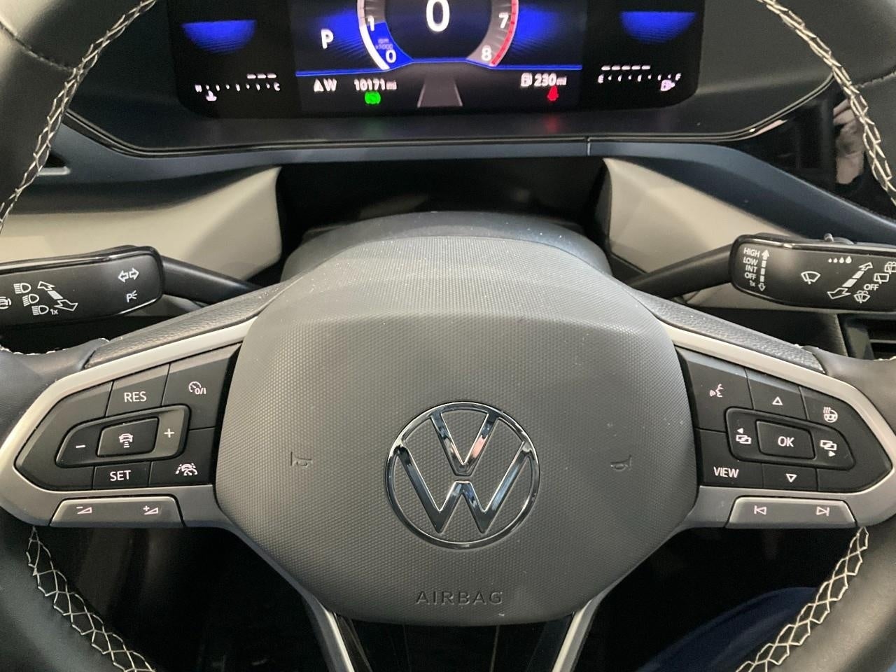 2024 Volkswagen Taos SE 4MOTION