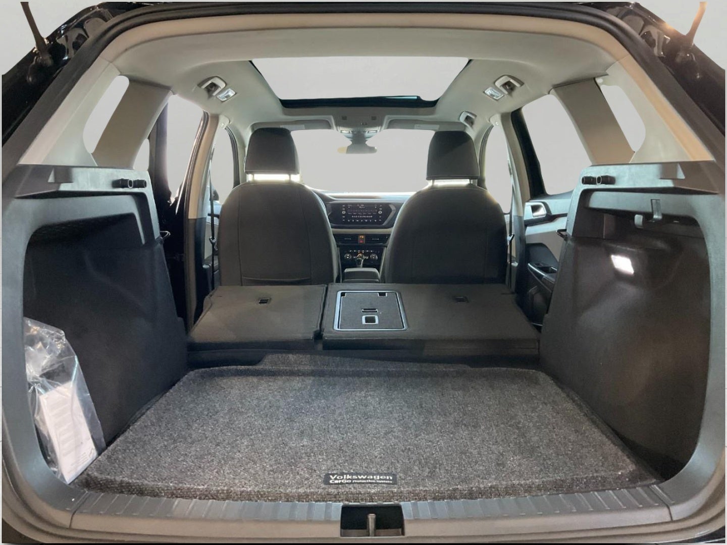 2024 Volkswagen Taos SE 4MOTION