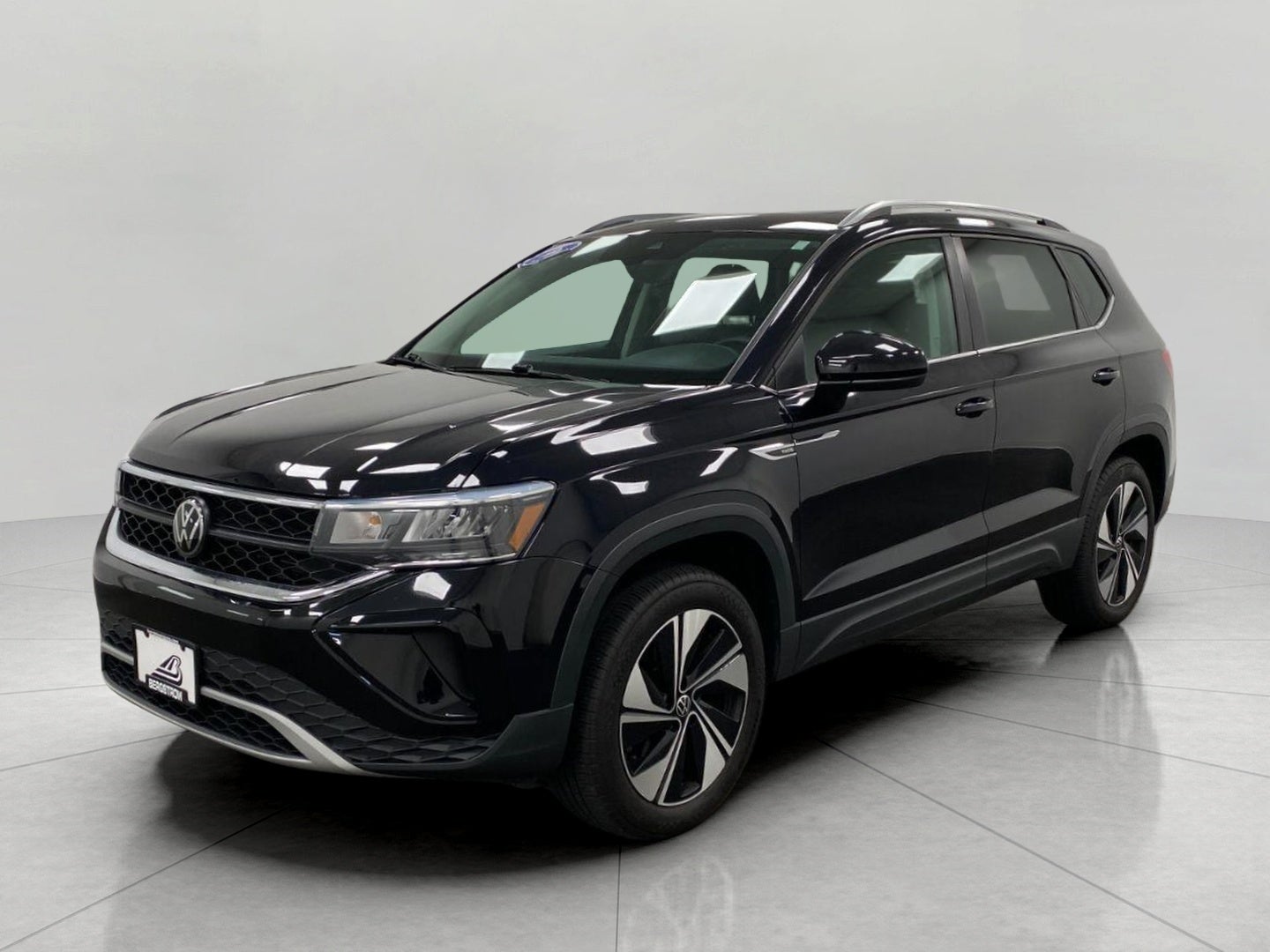 2024 Volkswagen Taos SE 4MOTION